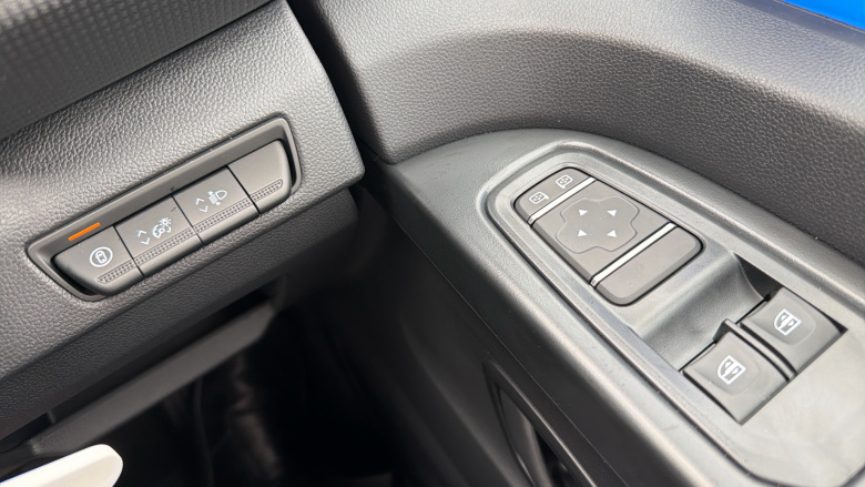 Renault Trafic Swb Diesel SL30 Blue dCi 130 Advance [Safety] Van